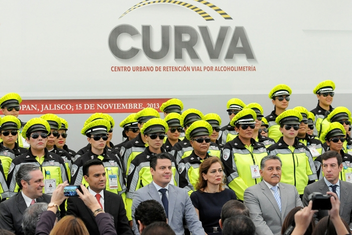 Imagen alusiva a la nota Inaugura Gobernador CURVA