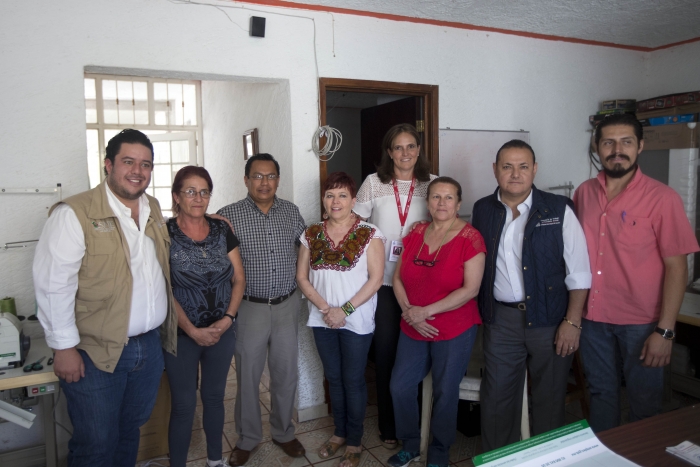 Imagen alusiva a la nota Mujeres tapatías reciben apoyo para abrir su negocio