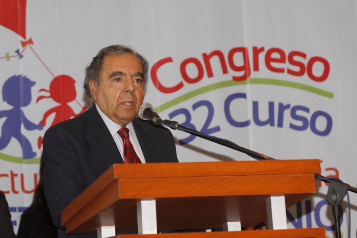 Imagen alusiva a la nota Inauguró SSJ congreso y curso de actualización en pediatría