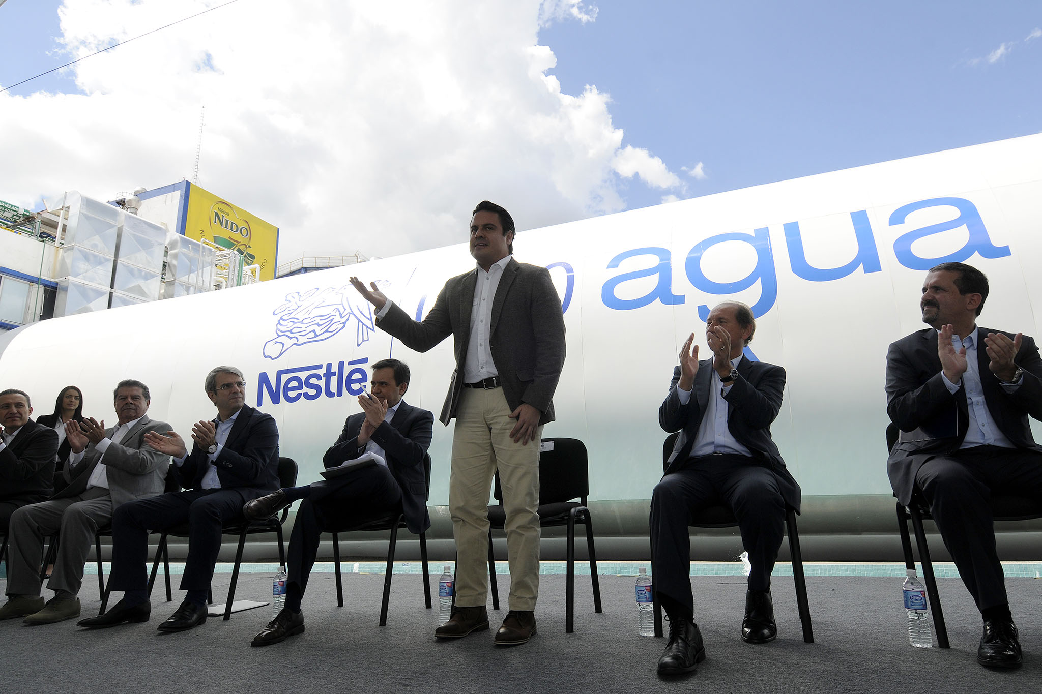 Inaugura Gobernador del Estado la planta Cero Agua de Nestlé en Jalisco Gobierno del Estado de