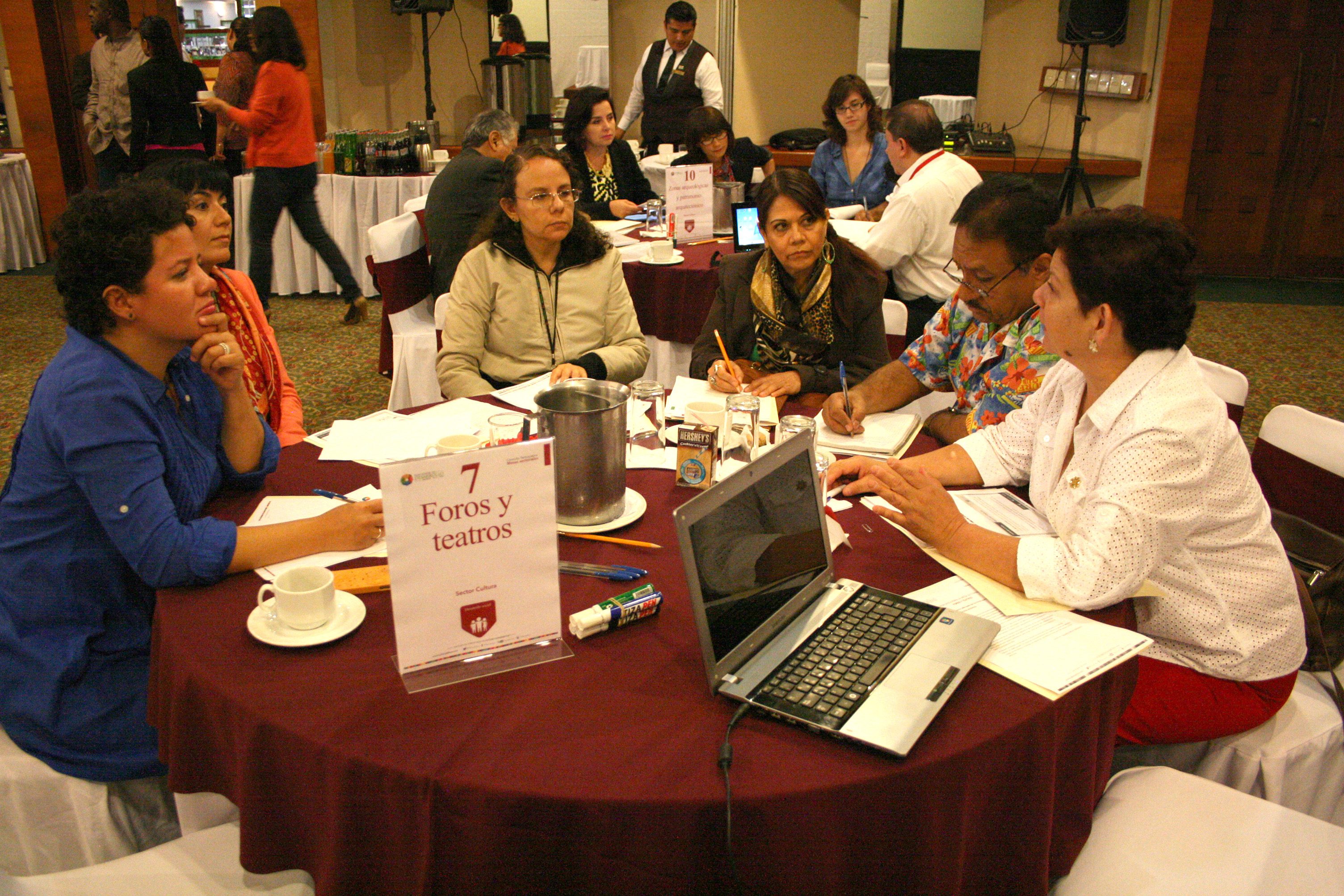 Participa comunidad cultural en mesas de trabajo del Plan Estatal de Desarrollo Jalisco 