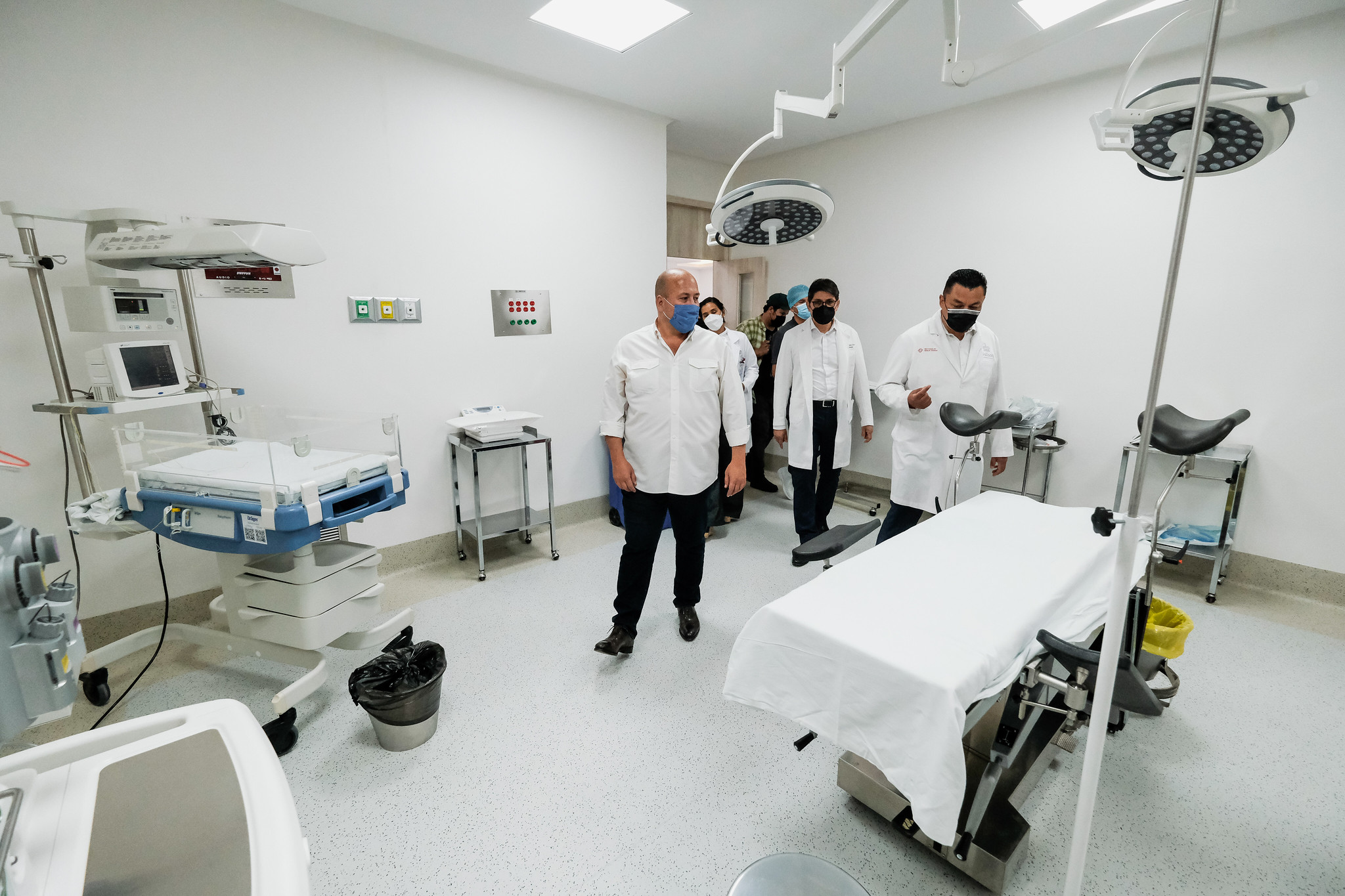 Entrega Enrique Alfaro nuevo Hospital Materno Infantil de San Martín de las Flores; la obra dará atención a 228 mil mujeres y recién nacidos con inversión de más de 240 mdp | Entrega Enrique Alfaro nuevo Hospital Materno Infantil de San Martín de las Flores; la obra dará atención a 228 mil mujeres y recién nacidos con inversión de más de 240 mdp |