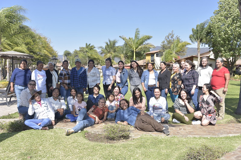 Realizan encuentro con mujeres ganaderas en el municipio de Mascota