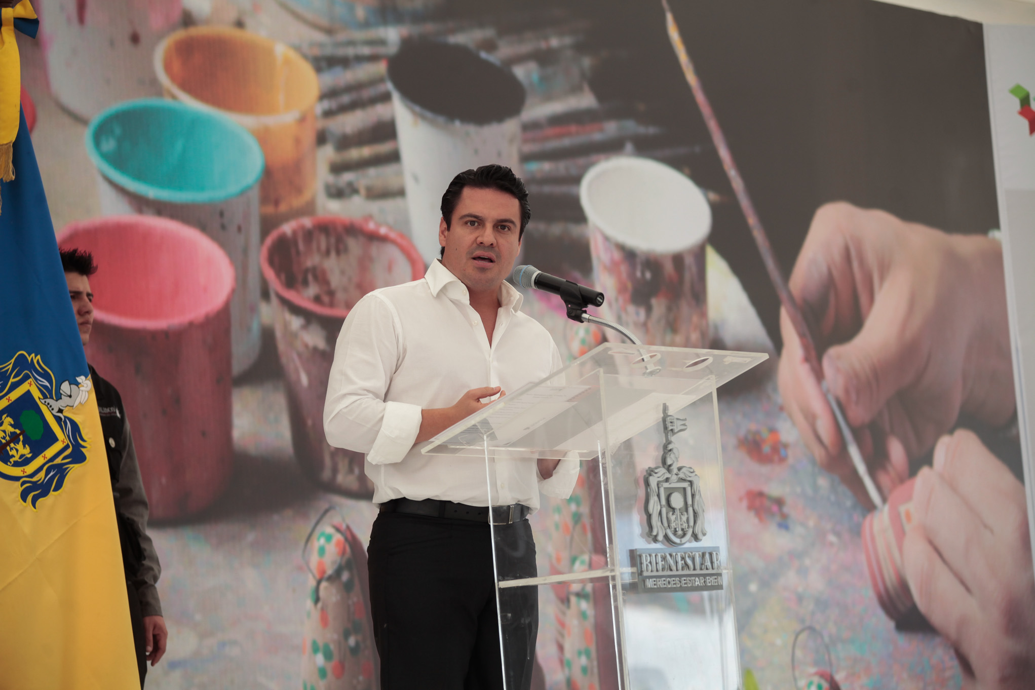 Discurso del Gobernador de Jalisco, Jorge Aristóteles Sandoval Díaz, durante la entrega de reconocimiento a la Trayectoria Artesanal de Jalisco, Día del Artesano. Unidad Valentín Gómez Farías. Tlaquepaque.