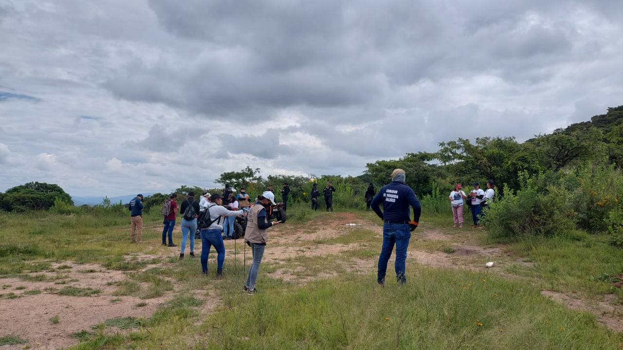 Autoridades y colectivos realizan brigada de búsqueda generalizada en el Cerro del cuatro  