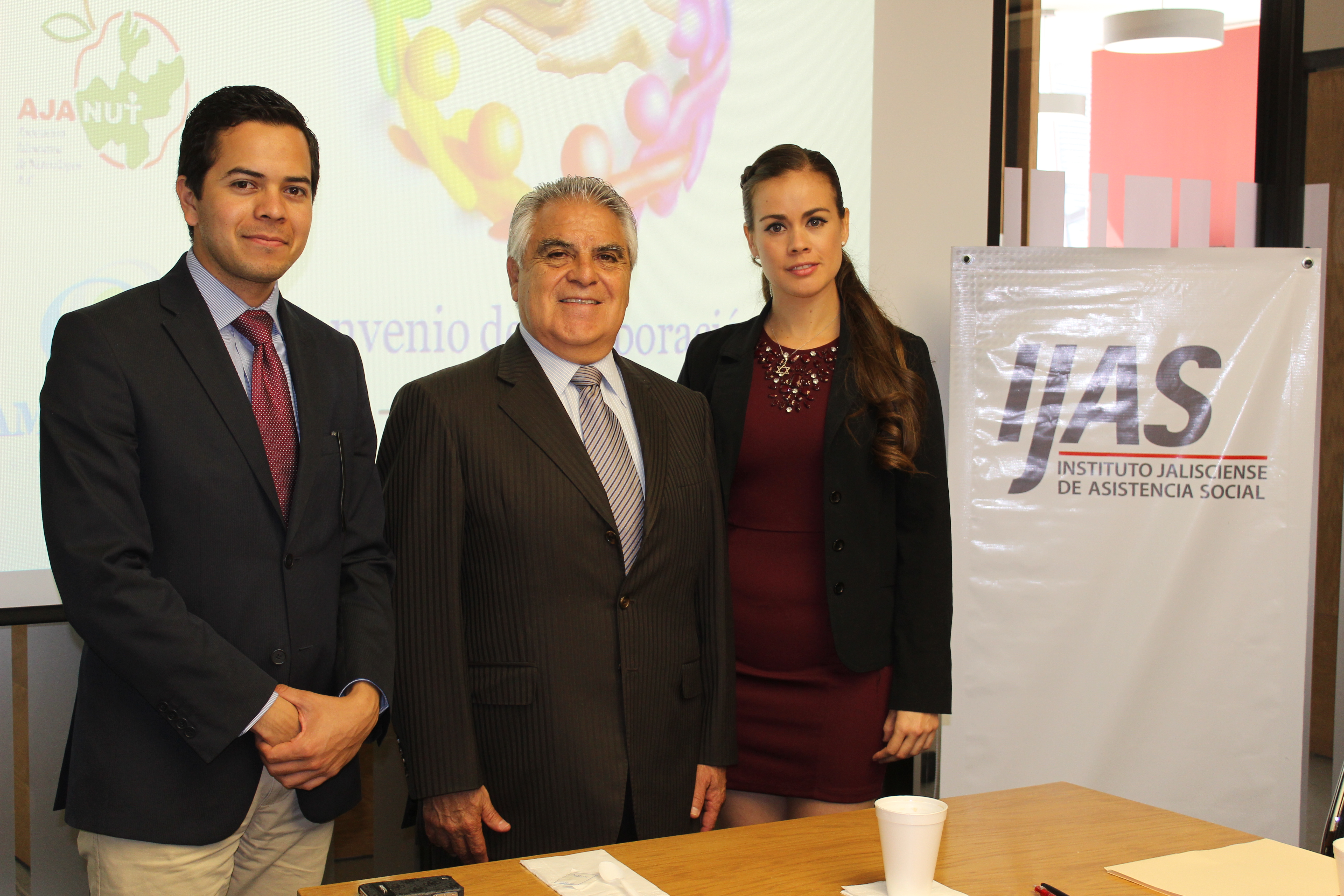 Firma IJAS convenio de colaboración en materia de nutrición
