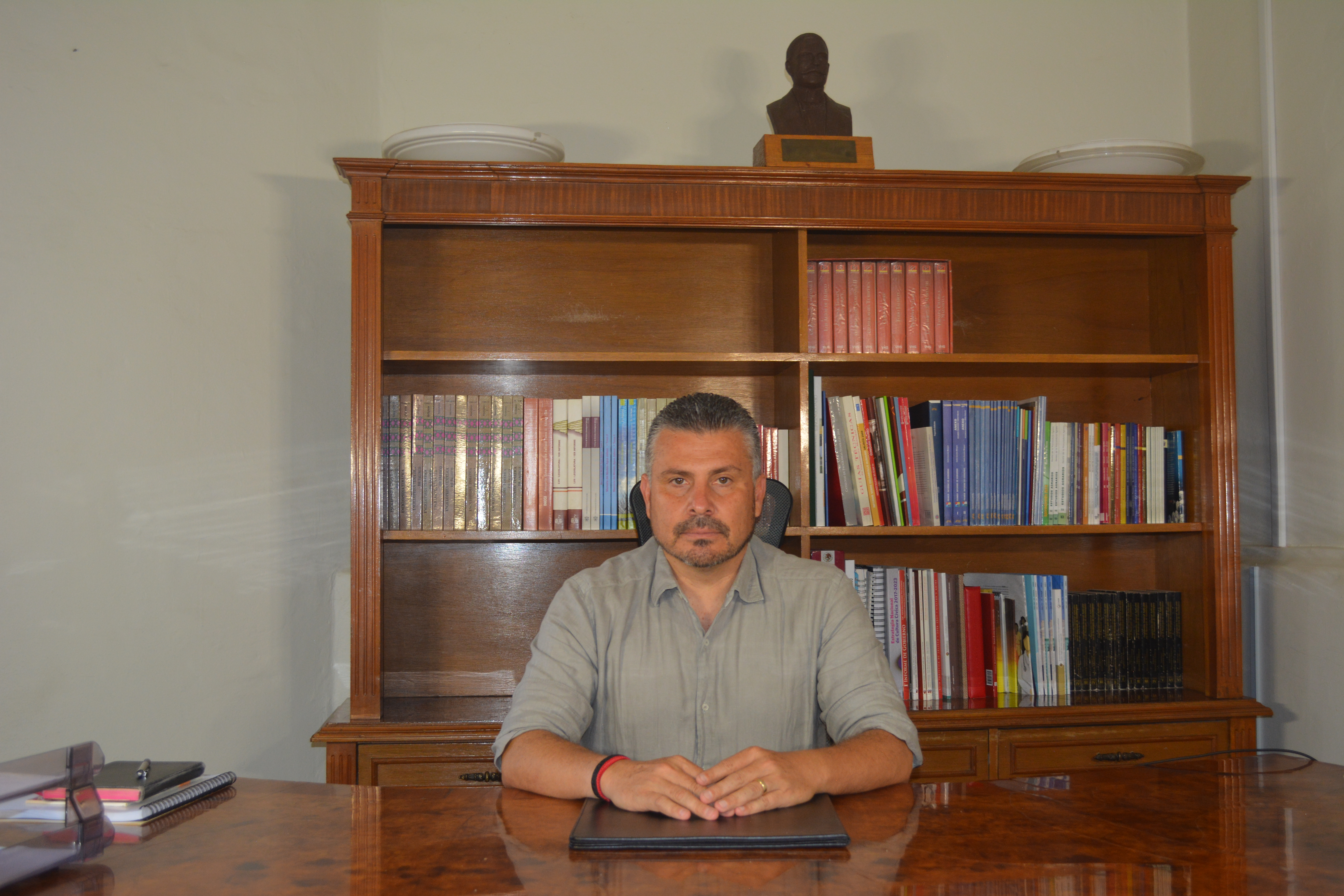 Foto del presidente municipal del municipio de El Arenal