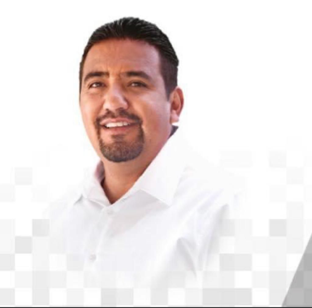 Foto del presidente municipal del municipio de Ixtlahuacán de los Membrillos