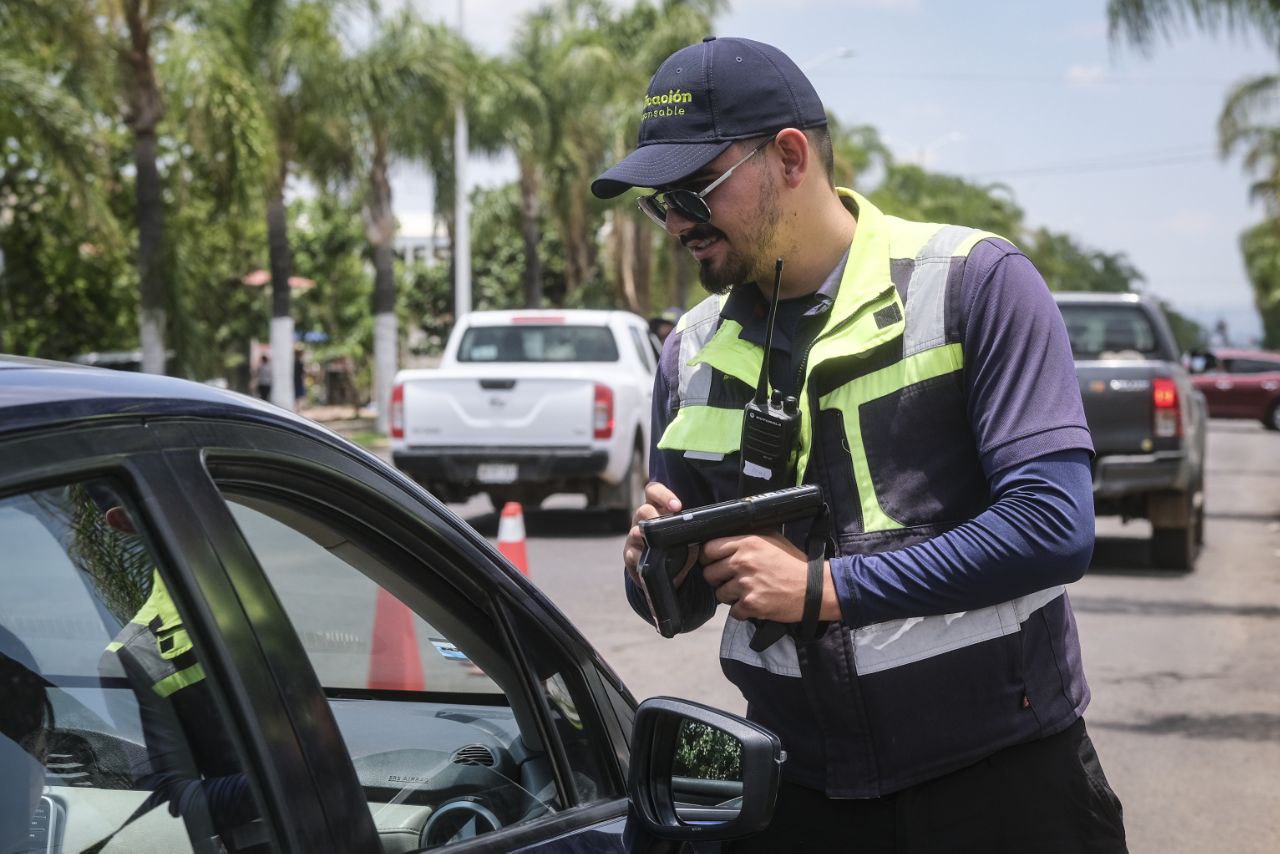 Gobierno de Jalisco reforzará operativos en calle para el cumplimiento de la Verificación Responsable con la implementación del Escuadrón Verde