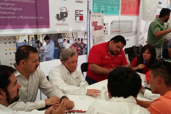 Imagen alusiva a la nota Presenta la SICyT sus programas en Villa Hidalgo con Camino al Bienestar