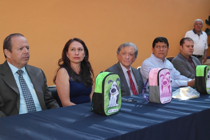 Imagen alusiva a la nota Inicia la entrega de Mochilas con los Útiles en Chapala