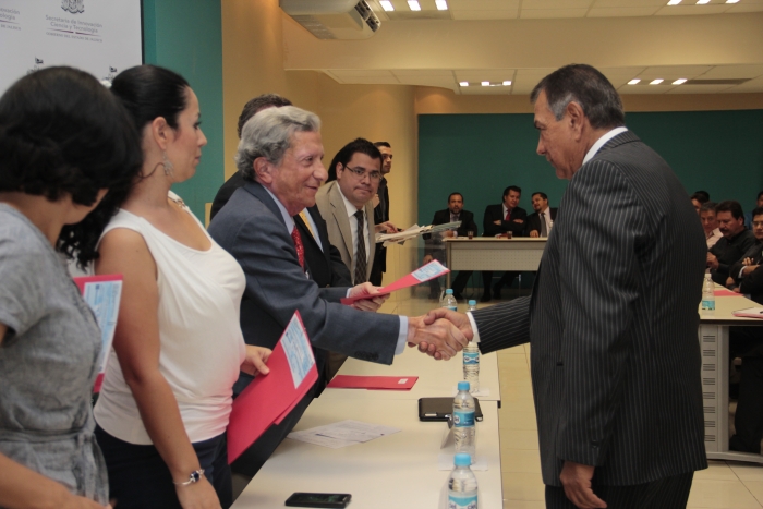 Imagen alusiva a la nota Entrega SICyT y la SEPAF 70 mdp del programa PROSOFT 2012