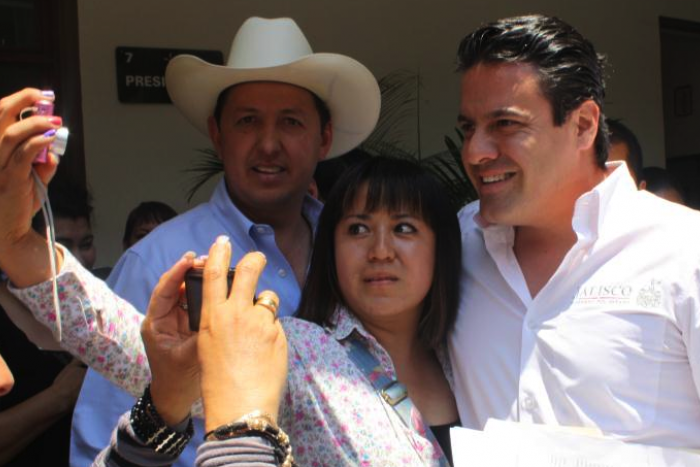Gira del C. Gobernador a Cd. Guzman 
