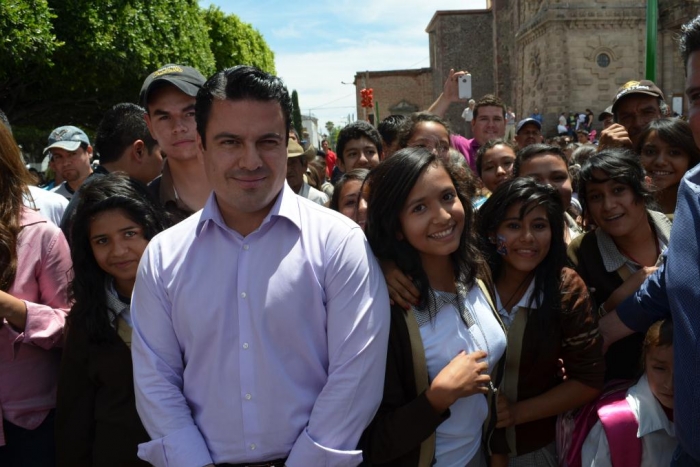 Abril 2013