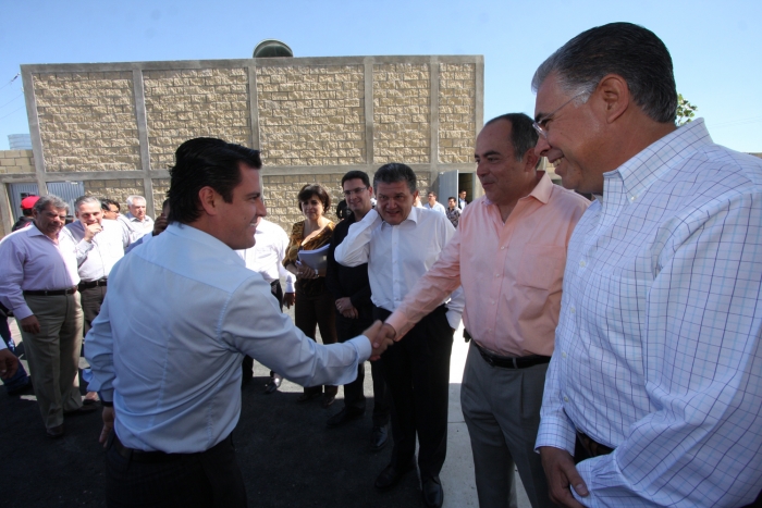 Inaugura Aristóteles Sandoval la primera estación de gas natural