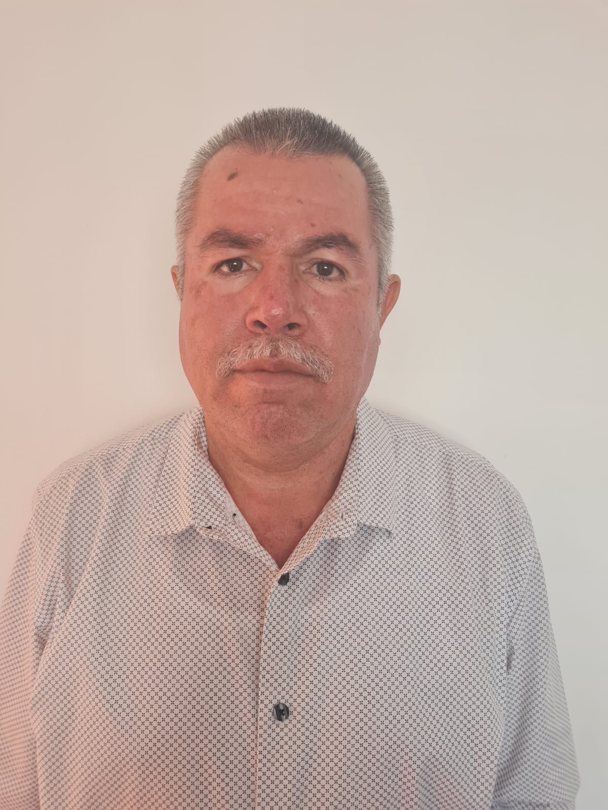Foto del presidente municipal del municipio de Tuxcueca